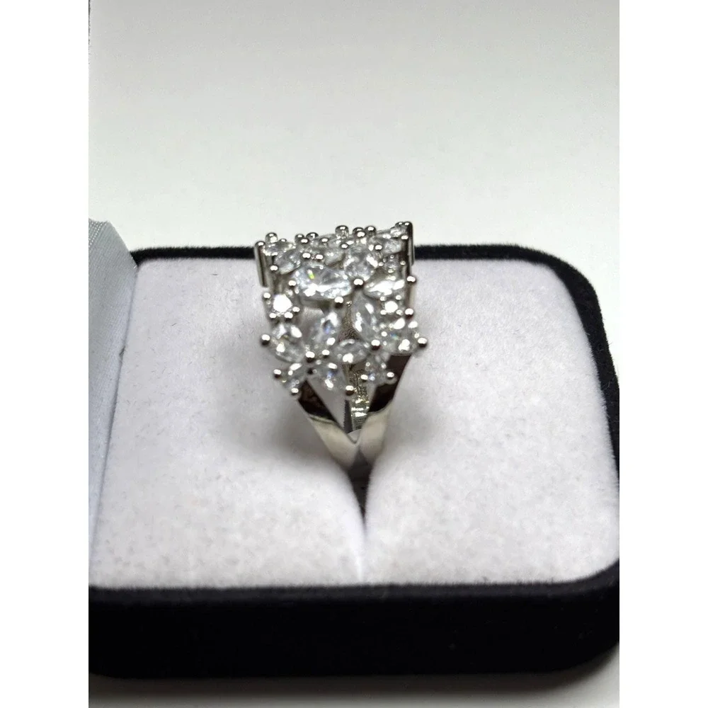 Elegant Silver Ring With Clustered Marquise & Round Cubic Zirconia Stones 6